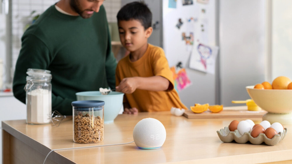 Głośnik multiroom AMAZON Echo Dot 5  - intercom