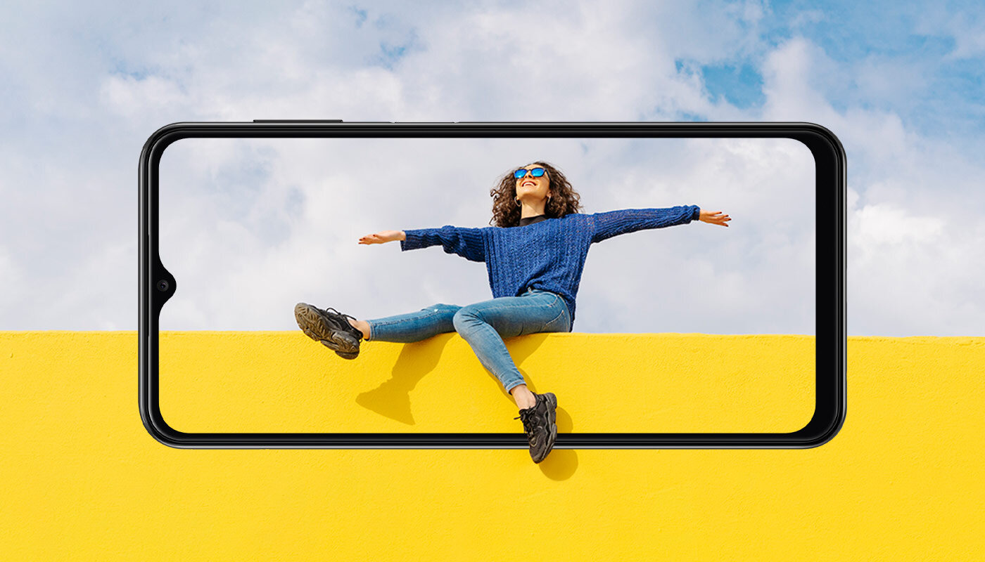 Zdjęcie pokazujące możliwości 6,6-calowego wyświetlacza Infinity-V Zdjęcie pokazujące możliwości 6,6-calowego wyświetlacza Infinity-V