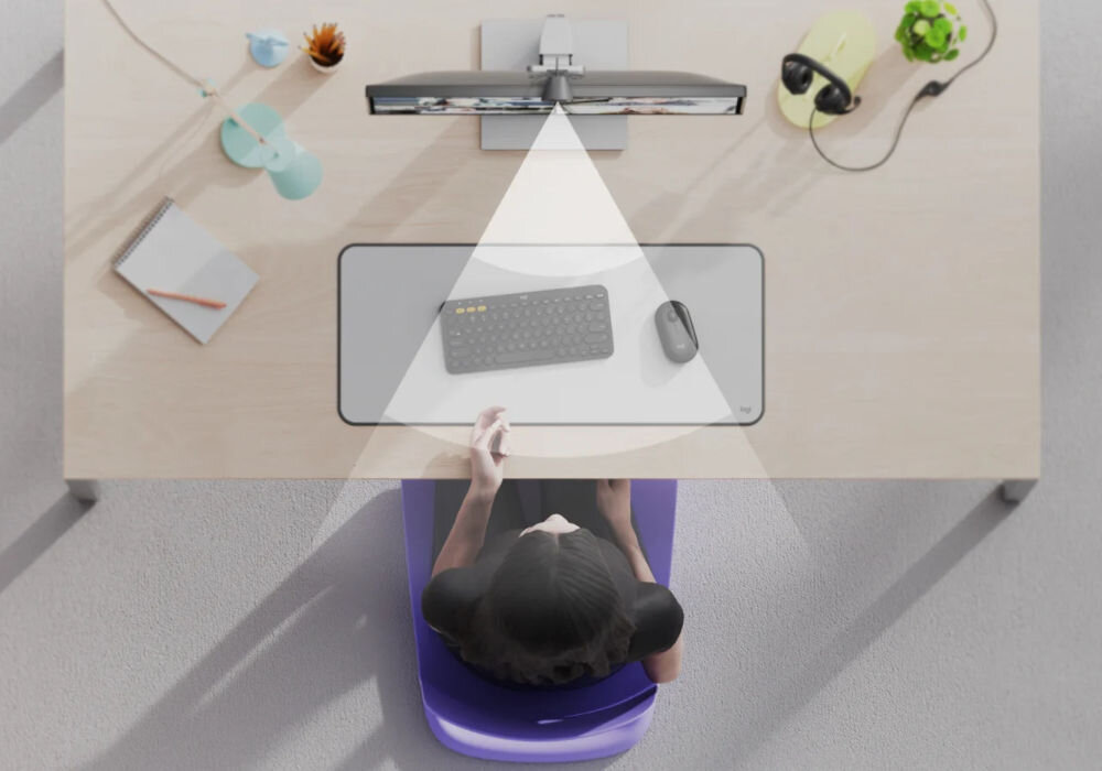 Kamera internetowa LOGITECH Brio 300 Grafitowy bez śladu węglowego carbon neutral