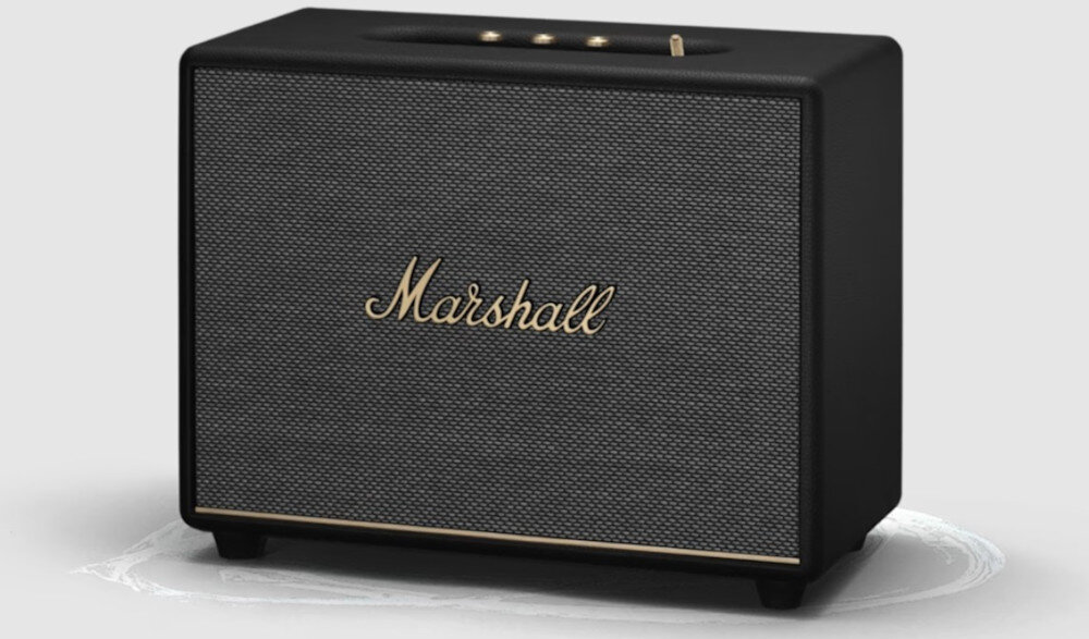 Głośnik MARSHALL WOBURN III HDMI RCA jack 3.5 mm Bluetooth podłączenie TV, głośnik po skosie na jasnym tle