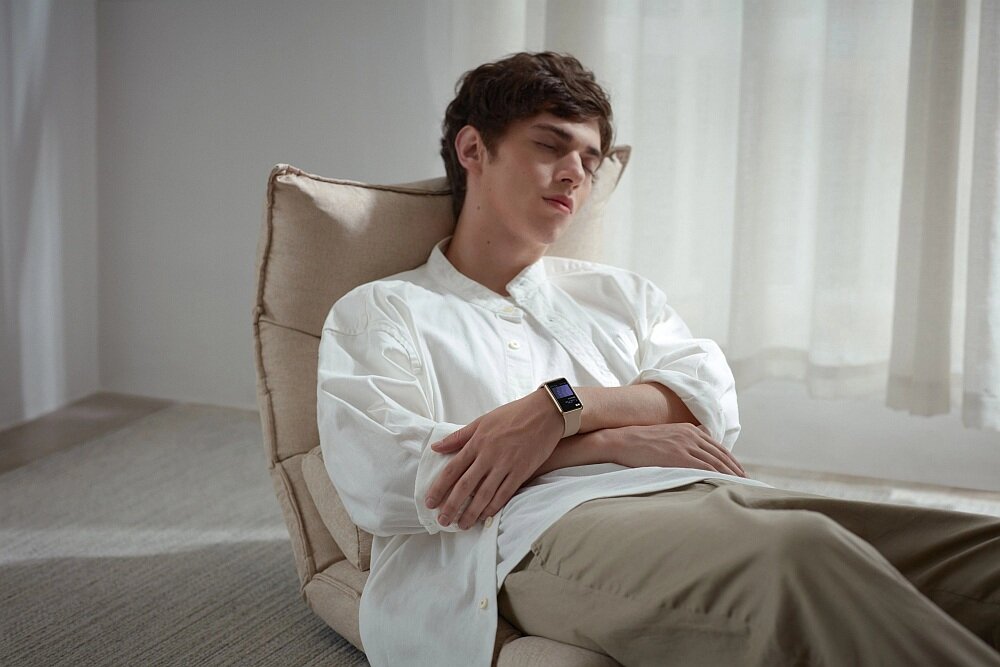 Smartwatch OPPO Watch Free  ekran bateria czujniki zdrowie sport pasek ładowanie pojemność rozdzielczość łączność sterowanie krew puls rozmowy smartfon aplikacja 