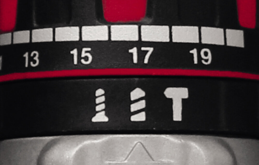 Wiertarko-wkrętarka EINHELL TE-CD 18 Li-i 4804513860 dwubiegowa przekladnia mocne wkrecanie szybkiewiercenie funkcja udaru czestotliwosc do 28800 ud/min praca w betonie murze cegle