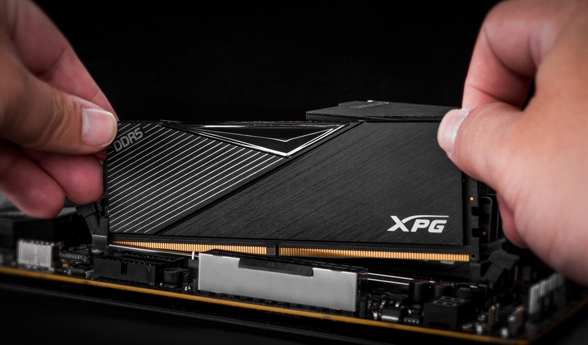 Pamięć RAM ADATA XPG Lancer Wymiary waga kolor pojemność niezawodność trwałość częstotliwość