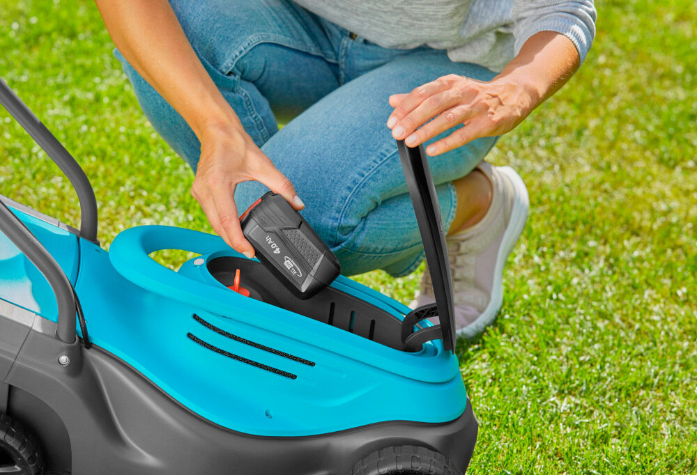 Kosiarka akumulatorowa GARDENA PowerMax 30-18V P4A 14630-55 silnik indukcyjny akumulator z serii 18V Power For All pojemność 4,0 Ah duża moc wysoki moment obrotowy doskonałe rezultaty model bez akumulatora