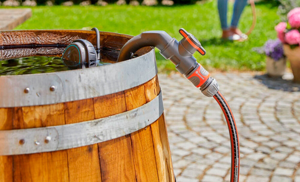 Pompa do wody GARDENA 4000-1 1762-20 elektryczna regulowany wlacznik plywakowy zapobiega pracy na sucho regulacja samemu
