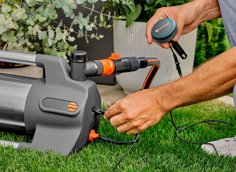 Pompa do wody GARDENA Silent Comfort 09058-20 6300 elektryczna wylacznik terminczny zabezpieczenie przed praca na sucho zintegrowany filtr wstepny