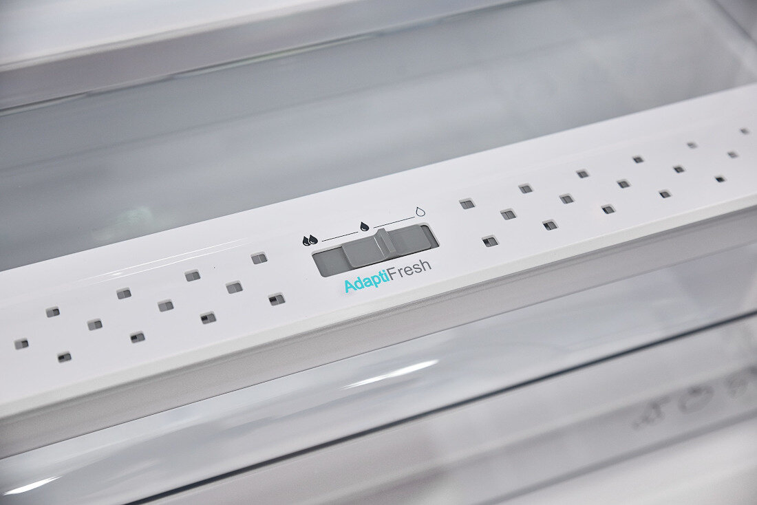 Lodowka SHARP SJ-BB04DTXLF-EU 170cm Srebrna System Gentle Air Flow