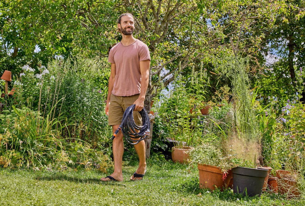 Wąż ogrodowy tekstylny GARDENA Liano Life zestaw 1-2 cala 15 m 18445-20 wygodne efektywne podlewanie mycie odpornosc na glony promienie UV elastycznosc optymalna dlugosc praktyczne narzedzie trwale