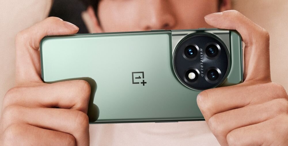 Smartfon ONEPLUS 11 ekran bateria aparat procesor ram pamięć pojemność rozdzielczość zdjęcia filmy opis dane cechy blokady system łączność wifi bluetooth obudowa szkło odporność porty muzyka transfer sieć przekątna matryca waga czujniki oled amoled ips