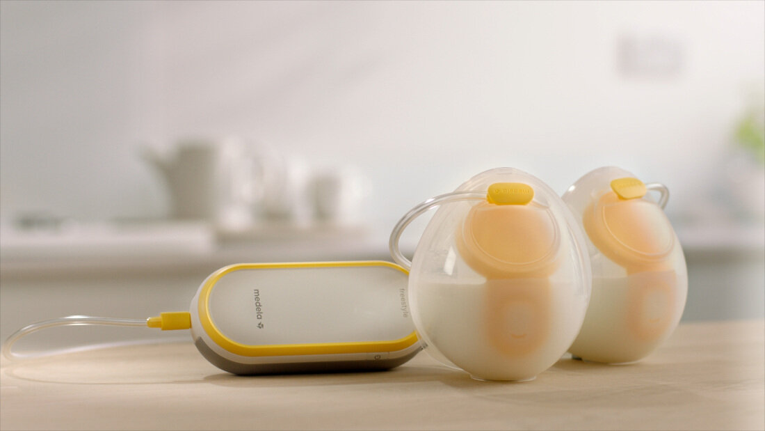Laktator MEDELA Freestyle Hands-Free latwe czyszczenie montaz higiena