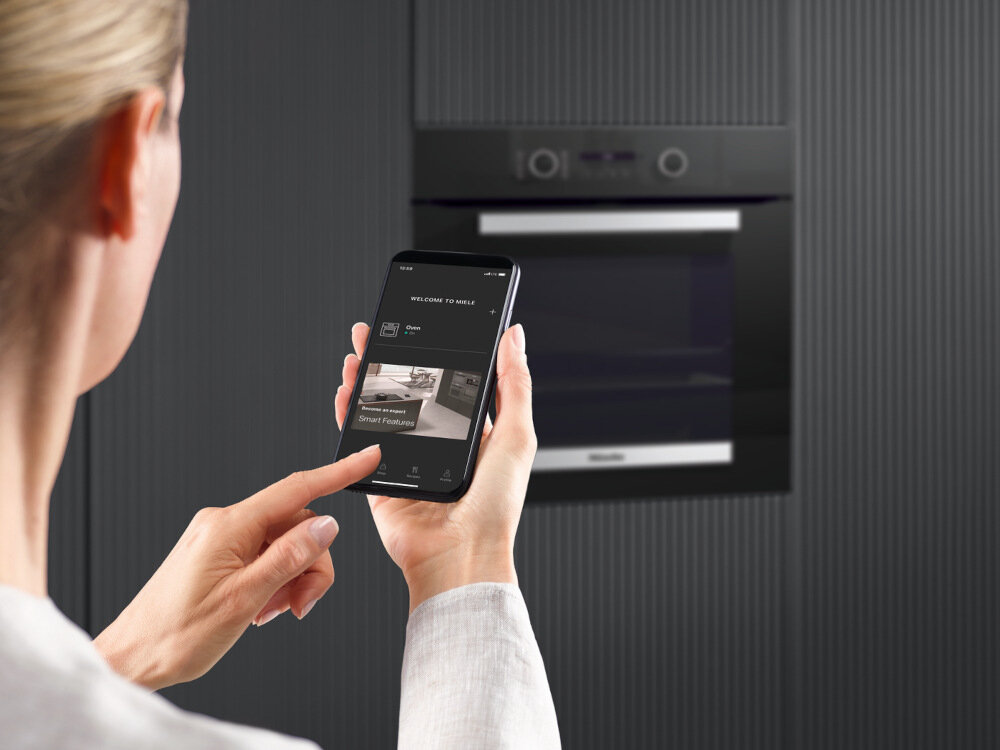 Piekarnik MIELE H 2861 B Stal CleanSteel Elektryczny Czarno-stalowy A+ swoboda komfort bezpieczenstwo aplikacja router WLAN chmura Miele Cloud prosta obsluga