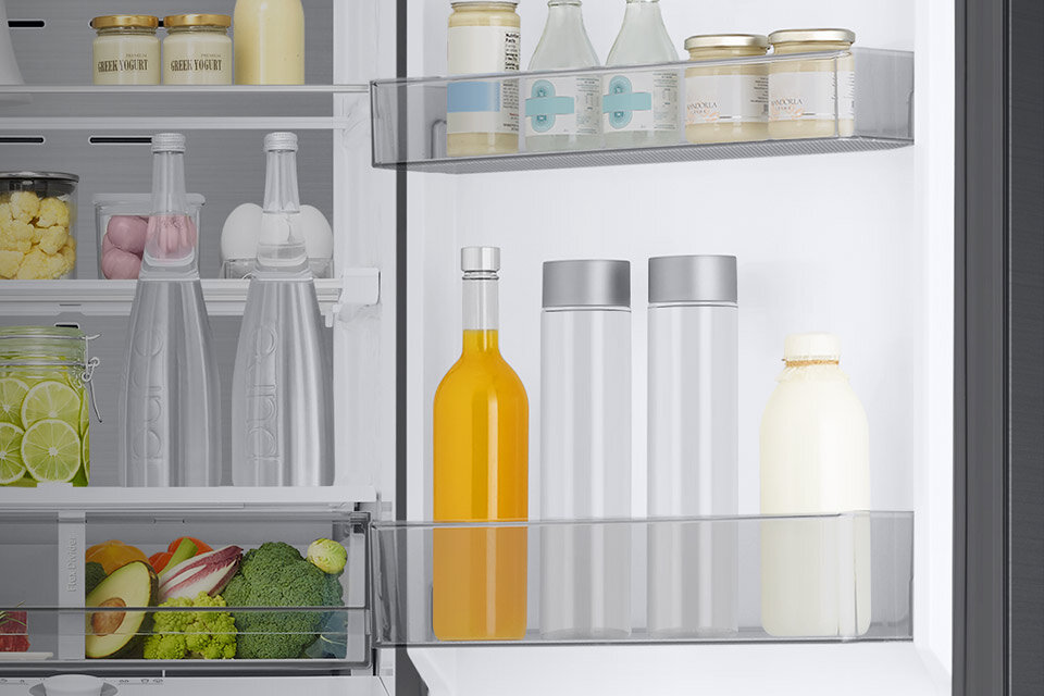  Pojemniki na drzwiach