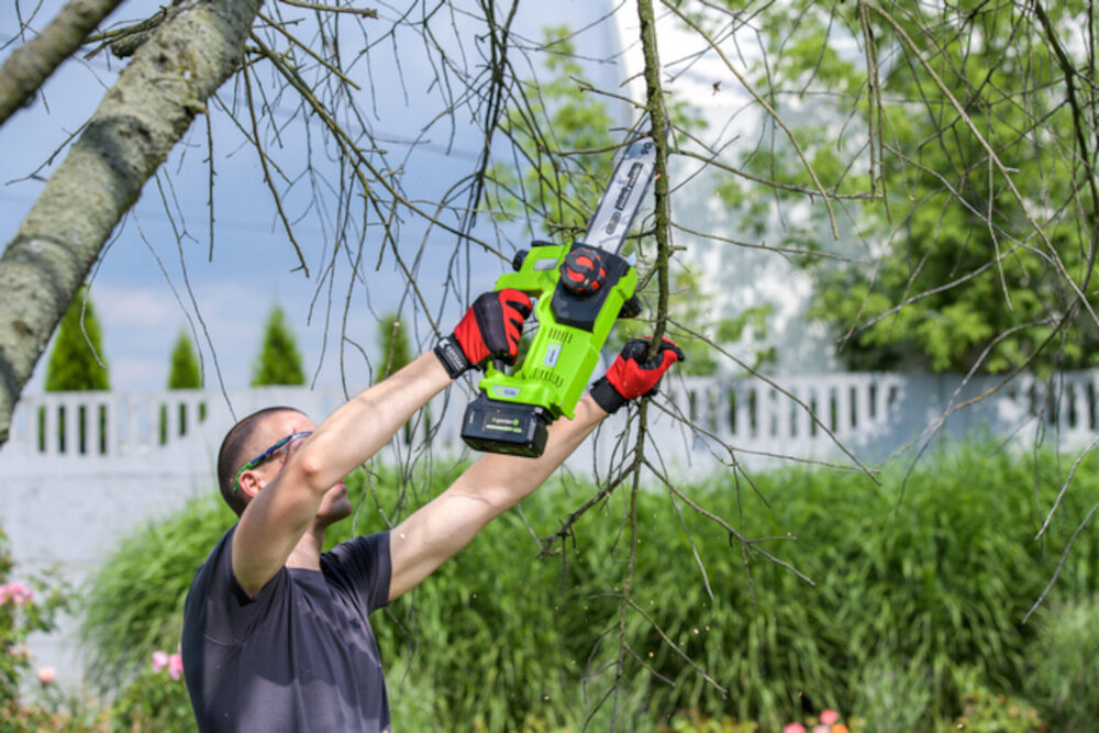 Pilarka akumulatorowa 4GARDEN AP25 wydajny akumulator kompatybilnosc z seria 4GARDEN 20V silnik szczotkowy predkosc lancucha do 6 m/s