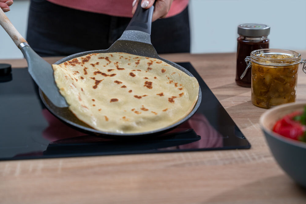 Patelnia GÖTZE & JENSEN do naleśników ILAG Competence 24 cm kuchenka gazowa indukcyjna ceramiczna elektryczna mycie w zmywarce