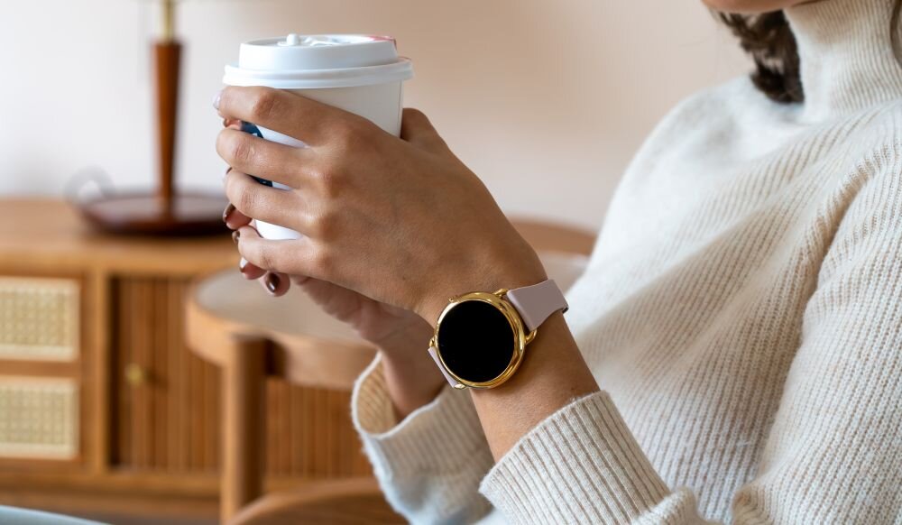 Smartwatch BEMI Cosmo ekran bateria czujniki zdrowie sport pasek ładowanie pojemność rozdzielczość łączność sterowanie krew puls rozmowy smartfon aplikacja