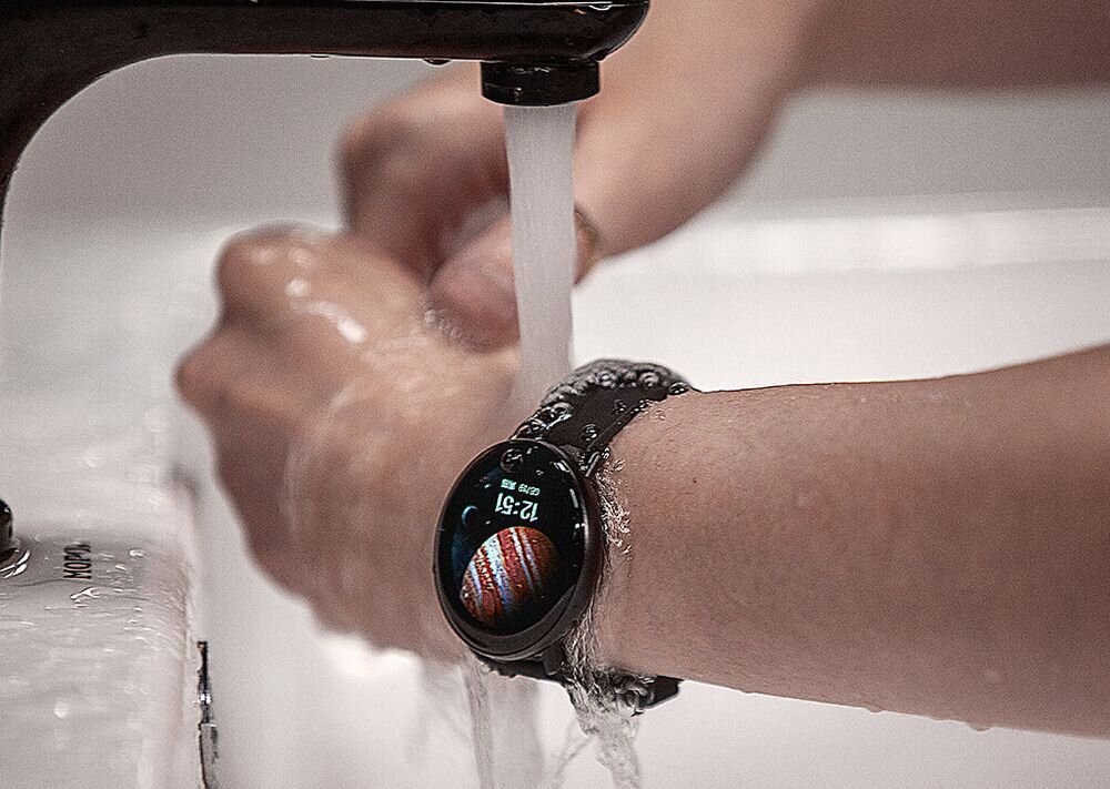 Smartwatch MIBRO Lite  ekran bateria czujniki zdrowie sport pasek ładowanie pojemność rozdzielczość łączność sterowanie krew puls rozmowy smartfon aplikacja 