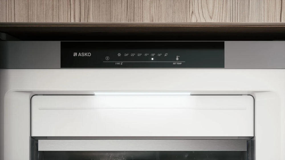 ASKO FN31842I zamrażarka panel sterowanie oświetlenie led wysokość miejsce wydajność ergonomia