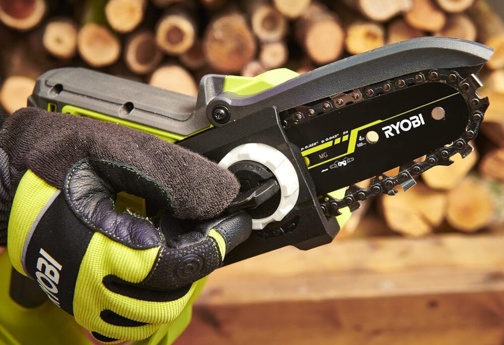 Piła akumulatorowa RYOBI RY18PSX10A-0 system beznarzedziowego napinania lancucha predkosc lancucha okolo 6 m/s