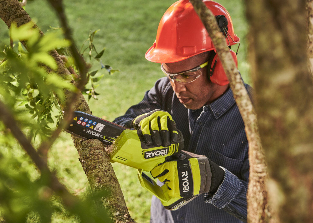 Piła akumulatorowa RYOBI RY18PSX10A-0 reczny system olejowania olej
