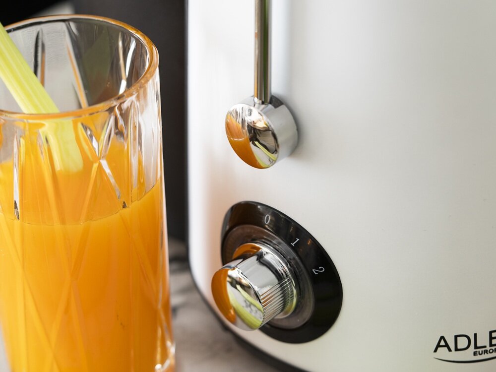 Sokowirówka ADLER AD 4128 dwa poziomy pracy, niższy poziom do miękkich owoców, wyższy poziom do twardszych warzyw