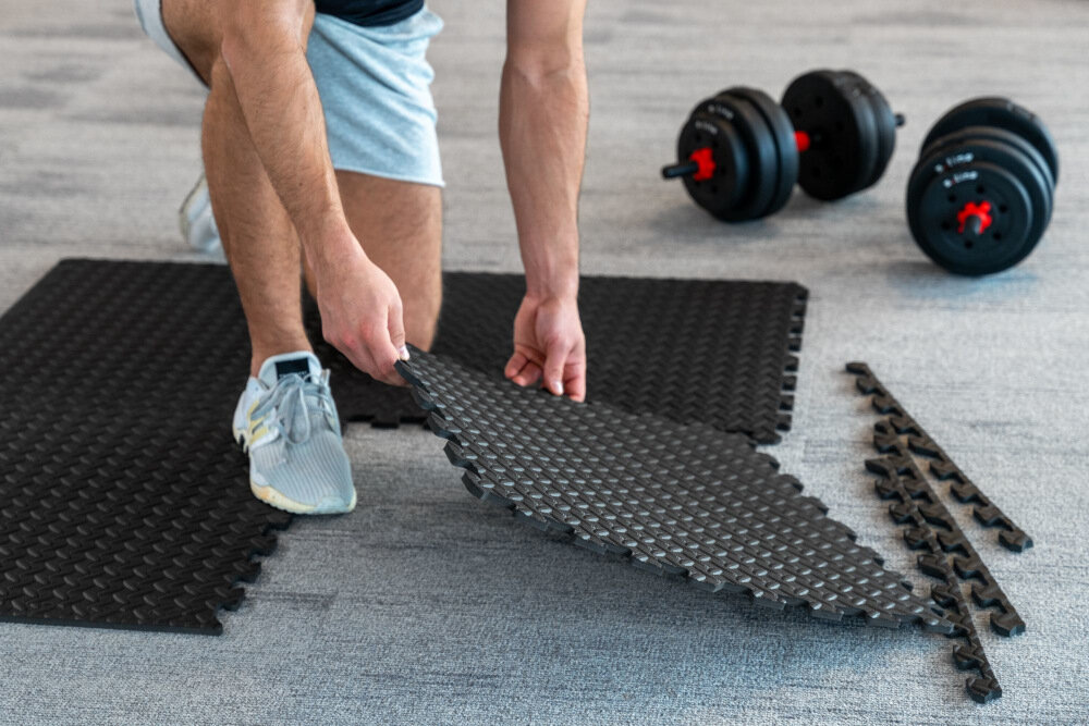 Mata pod sprzęt fitness S-LINE SA015K mata do cwiczen lub sprzrt fitness z pianki polietylenowej PE wytrzymala odporna izoluje od podloza wodoodporna wymiary 120 x 120 cm