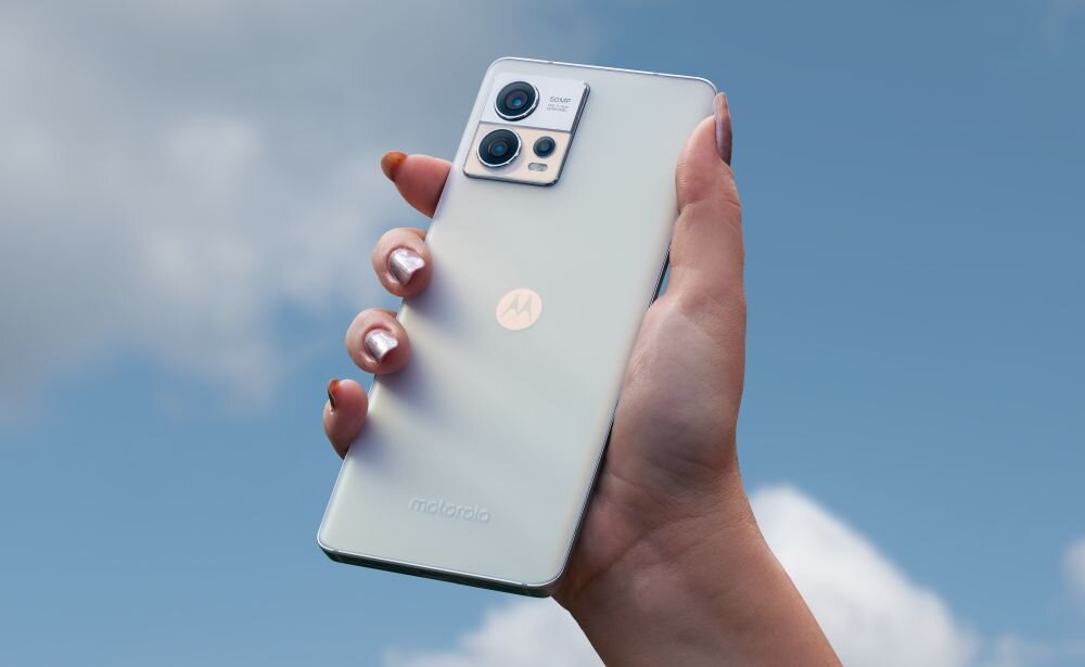 Smartfon MOTOROLA Edge 30 Fusion    ekran bateria aparat procesor ram pamięć pojemność rozdzielczość zdjęcia filmy opis dane cechy blokady system łączność wifi bluetooth obudowa szkło odporność porty muzyka transfer sieć przekątna matryca waga czujniki