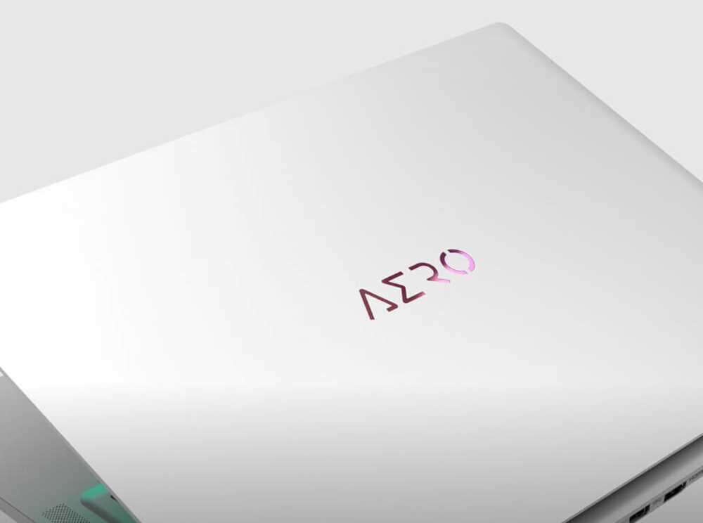 Laptop GIGABYTE Aero - Obudowa