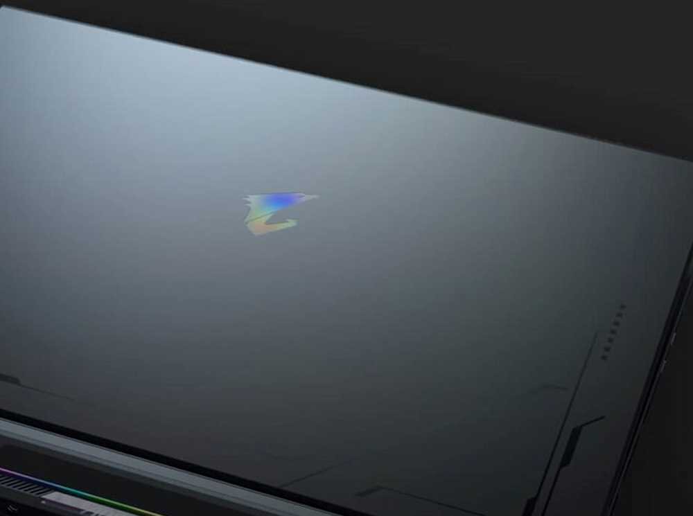 Laptop GIGABYTE Aorus 17X - Konstrukcja