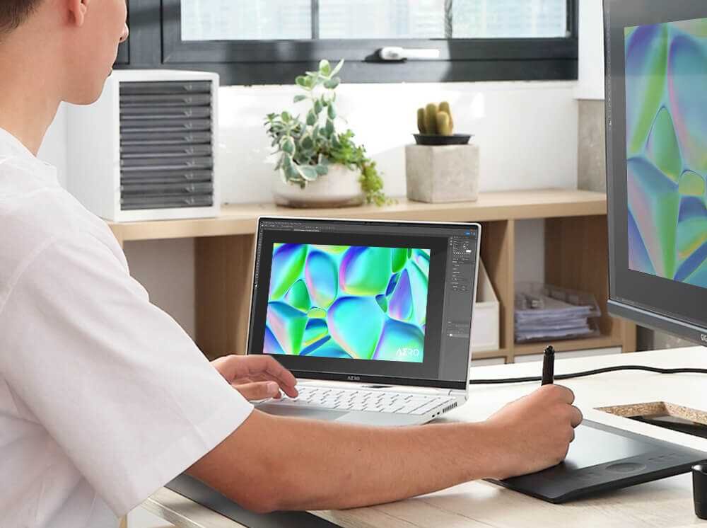 Laptop GIGABYTE Aero -  Intel Core SSD RAM