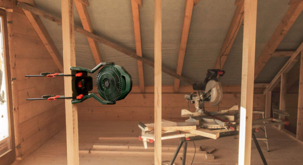 WENTYLATOR AKUMULATOROWY BOSCH UNIVERSALFAN 18V-1000 montaż opcje możliwości zamontowanie miejsce statyw sufit ściana