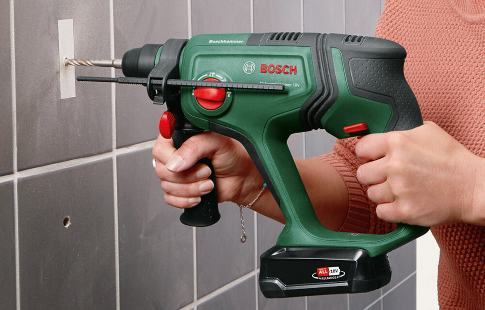 Młotowiertarka BOSCH UniversalHammer 18V akumulator seria BOSCH POWER FOR ALL 18 V