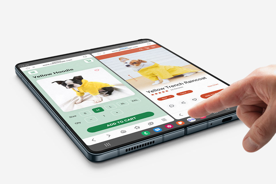 Zdjęcie prezentuje pracę w wielu oknach urządzenia