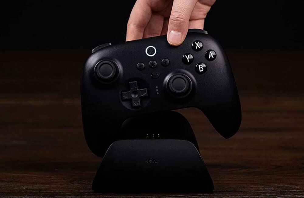 Kontroler 8BITDO Ultimate 2.4 g Czarny + Stacja ładująca zasilanie akumulator wytrzymałość łączność podłączenie kompatybilność czas działania