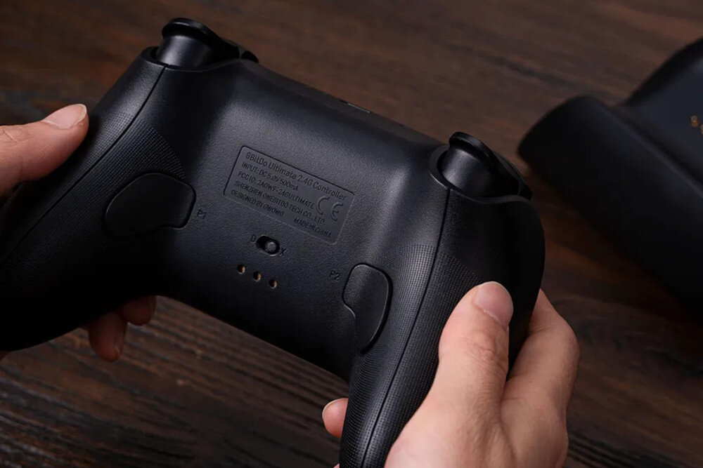 Kontroler 8BITDO Ultimate 2.4 g Czarny + Stacja ładująca przyciski profile gałki uchwyt komfort