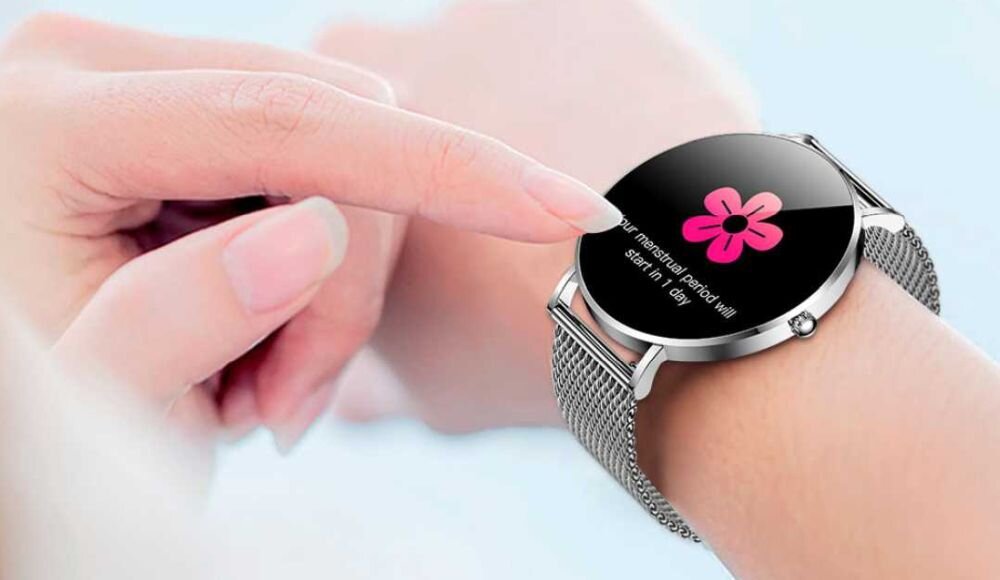 Smartwatch MANTA Alexa ekran bateria czujniki zdrowie sport pasek ładowanie pojemność rozdzielczość łączność sterowanie krew puls rozmowy smartfon aplikacja