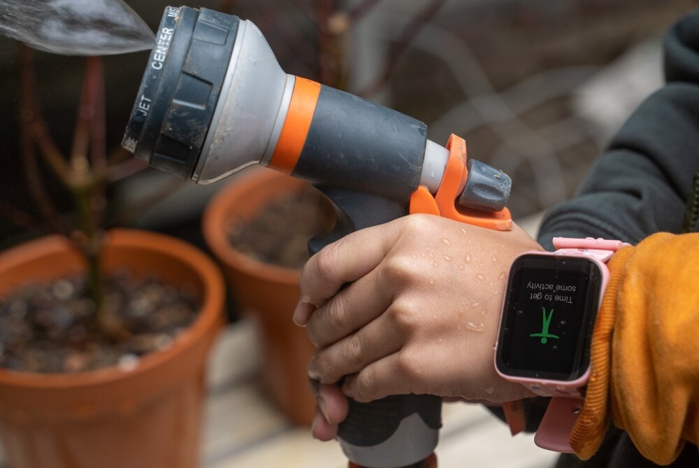 Smartband BEMI OMI wyświetlacz dopasowanie tarcza zdrowie saturacja krwi ciśnienie krwi sen monitoring oddech cykl menstruacyjny powiadomienia wiadomości alarmy jakość tryby sportowe długa praca