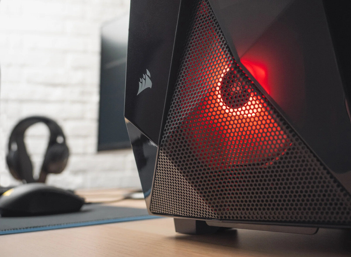 Komputer OPTIMUS E-Sport GB760T-CR3 obudowa podświetlenie wymiary