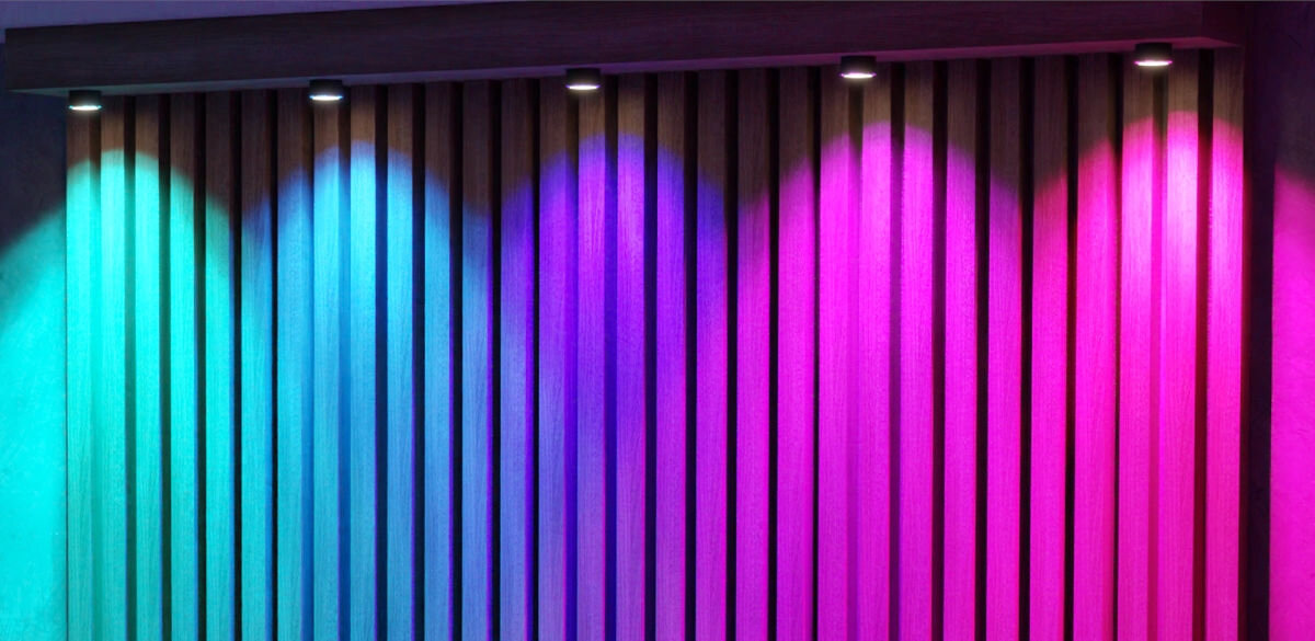 Inteligentna żarówka LED TESLA TSL-LIG-GU10 4.5W GU10 Wi-Fi/Bluetooth nieskończona paleta kolorów RGB