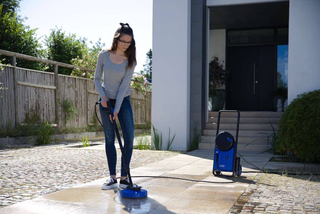 Myjka cisnieniowa NILFISK Core 140-8 IN Hand Home Powercontrol EU obrotowa lanca Regulacja kierunku strumienia