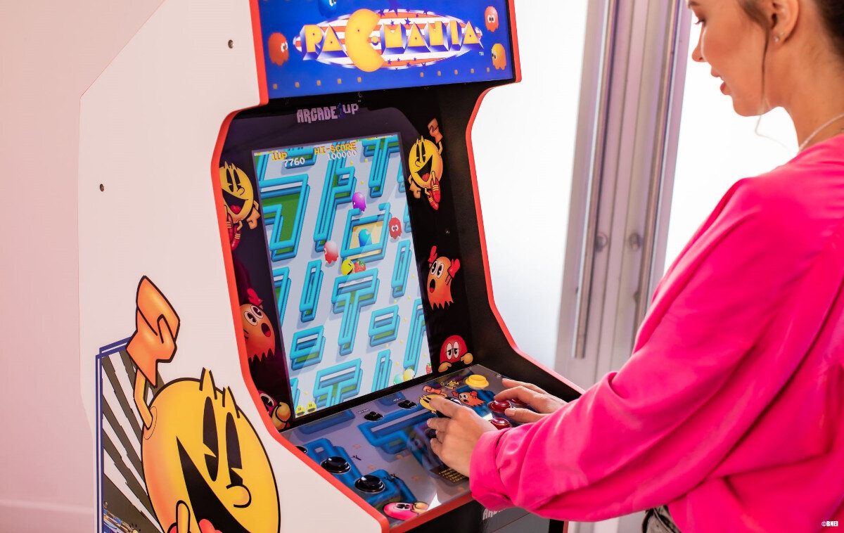 Konsola ARCADE1UP Pac-Mania rozrywka zabawa pomysł prezent