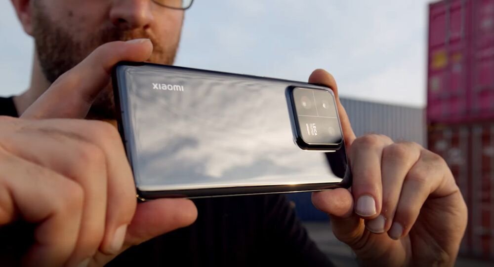 Smartfon XIAOMI 13 ekran bateria aparat procesor ram pamięć pojemność rozdzielczość zdjęcia filmy opis dane cechy blokady system łączność wifi bluetooth obudowa szkło odporność porty muzyka transfer sieć przekątna matryca waga czujniki oled amoled ips