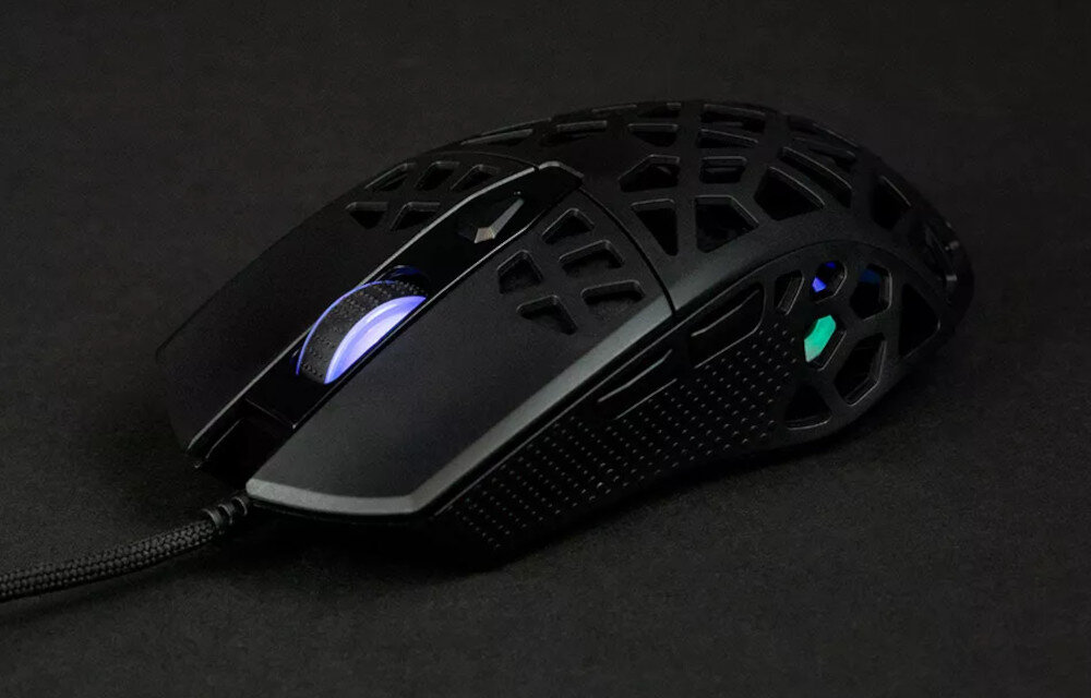 Mysz KONIX Aegir RGB wygląd ergonomia kabel otwory