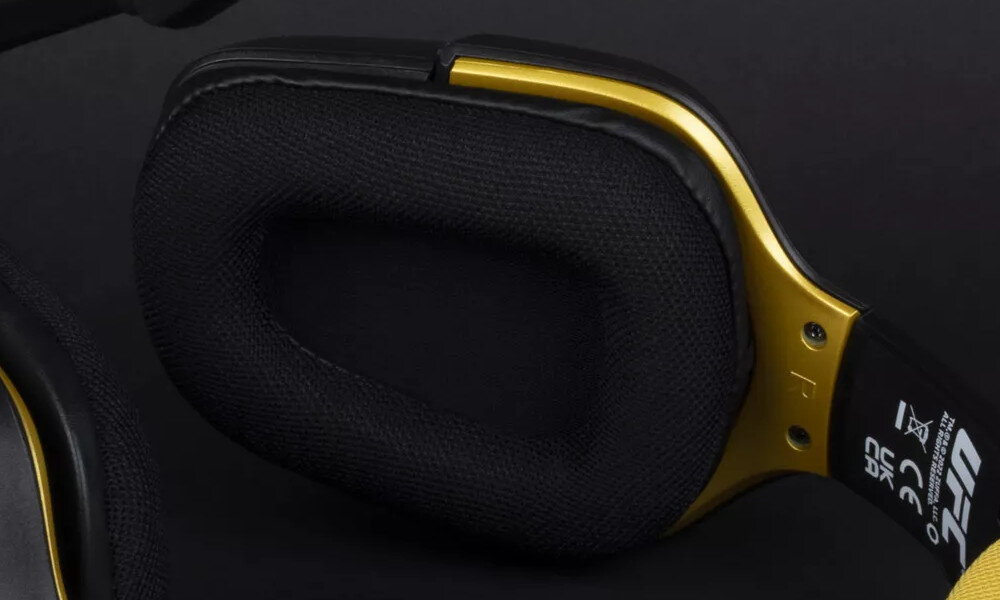 Słuchawki KONIX UFC ergonomia regulacja waga nauszniki