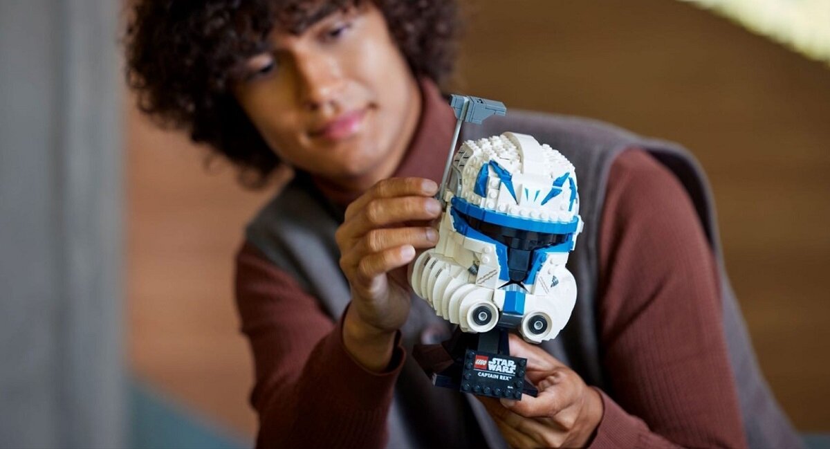 LEGO Star Wars Hełm kapitana Rexa 75349 dziecko kreatywność zabawa nauka rozwój klocki figurki minifigurki jakość tradycja konstrukcja nauka wyobraźnia role jakość bezpieczeństwo wyobraźnia budowanie pasja hobby funkcje instrukcja aplikacja LEGO Builder