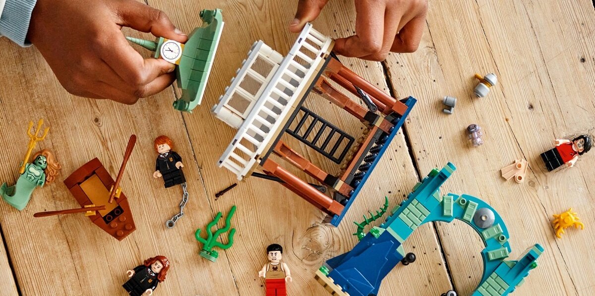 LEGO Harry Potter Turniej Trójmagiczny: Jezioro Hogwartu 76420 dziecko kreatywność zabawa nauka rozwój klocki figurki minifigurki jakość tradycja konstrukcja nauka wyobraźnia role jakość bezpieczeństwo wyobraźnia budowanie pasja hobby funkcje instrukcja aplikacja LEGO Builder