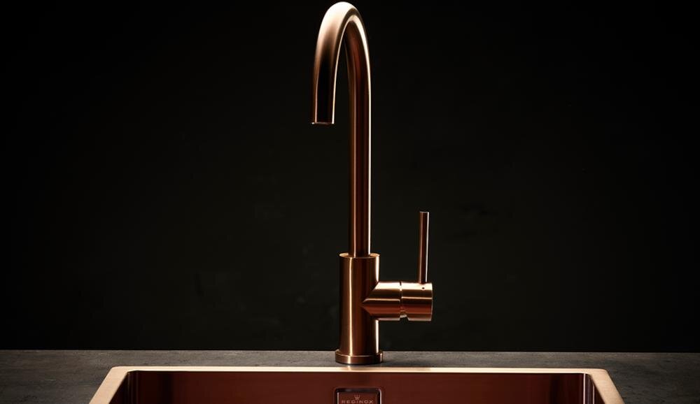 REGINOX Cano poręczna elegancka dźwignia boczna bateria czystość użytkowanie zacieki bakterie obrotowa wylewka