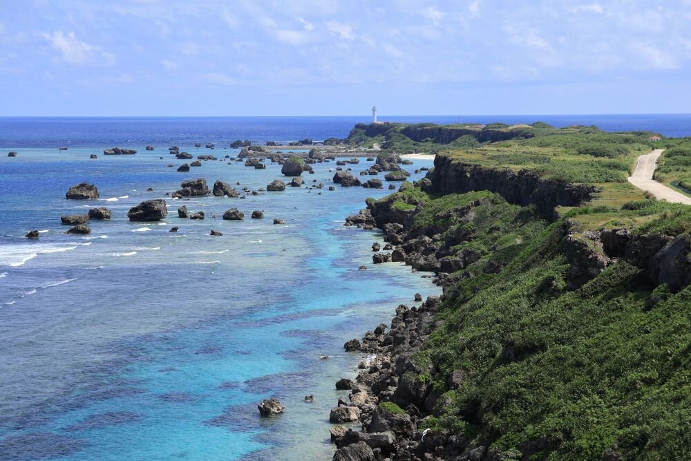 Obiektyw CANON RF-S 55-210mm f-5-7.1 IS STM  ogniskowa przysłona ostrość pierścienie optyka soczewki powłoki montaż bagnet światło jasność zoom filtry waga