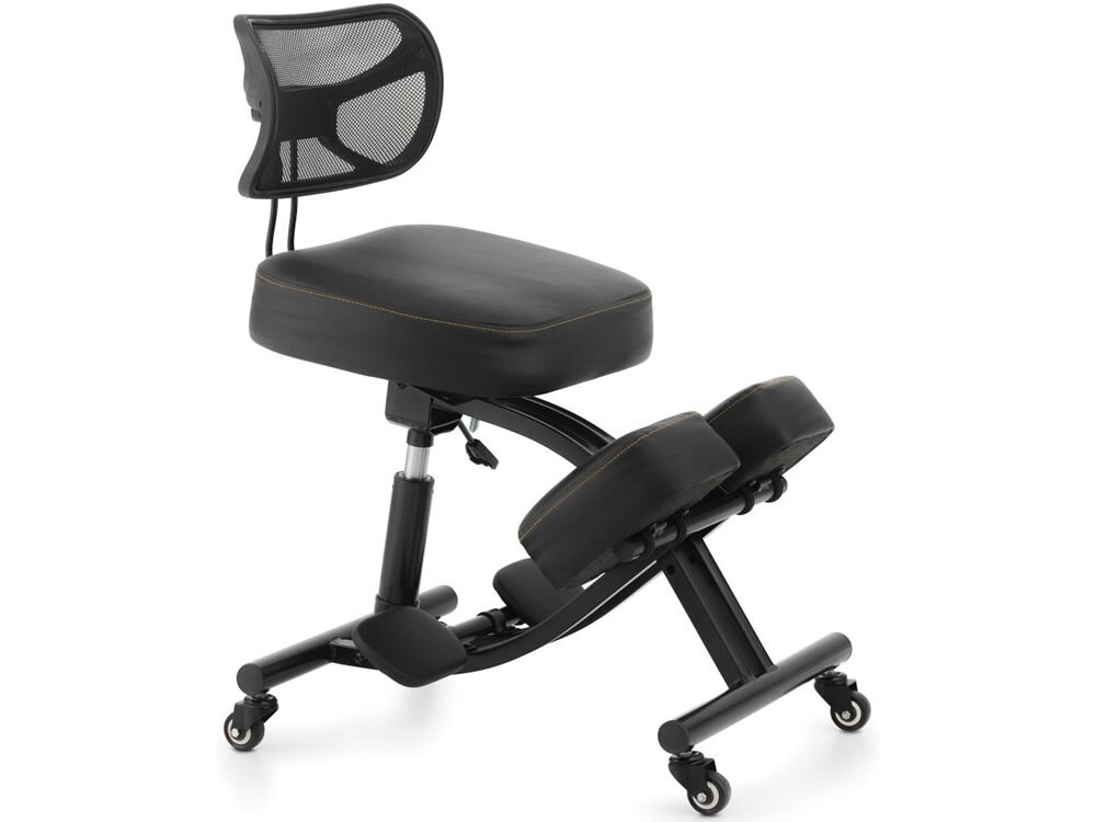 Klękosiad BLACK POINT O'Kneel Pro KBPOKNEELPROBK Czarny prezentacja krzesła pod kątem na białym tle klękosiad biurowy ergonomia zdrowy kręgosłup odciążenie pleców praca nauka