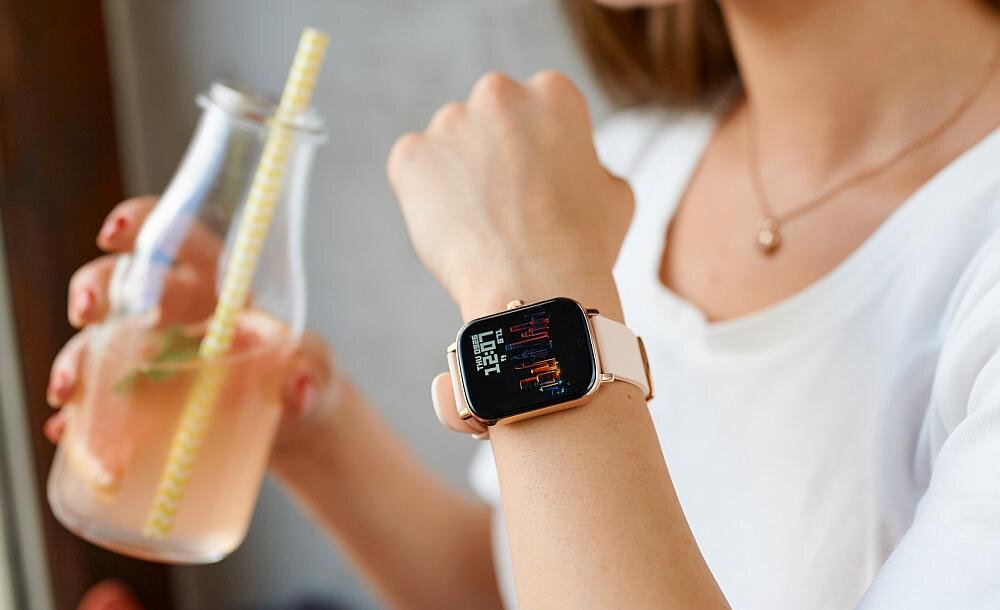 Smartwatch GARETT Sport Activity   ekran bateria pasek wykonanie odporność funkcje monitoring pomiar aplikacja łączność odbieranie dzwonienie 