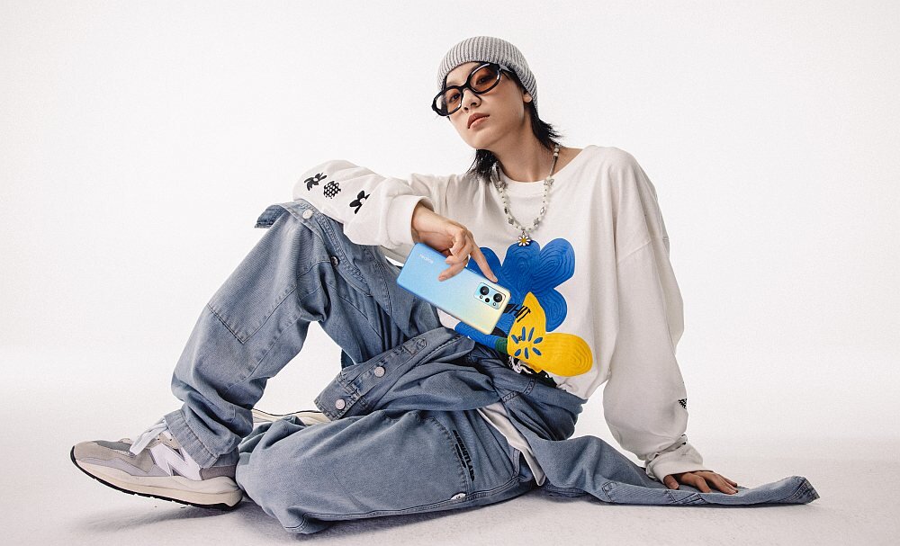 Smartfon REALME GT Neo 2 ekran bateria wydajność ram procesor aparat głośniki dźwięk opis cechy rozdzielczość amoled 